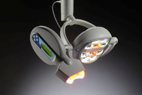 Lámpara Polaris G.Comm CoreWhite con la luz LED de blanqueamiento